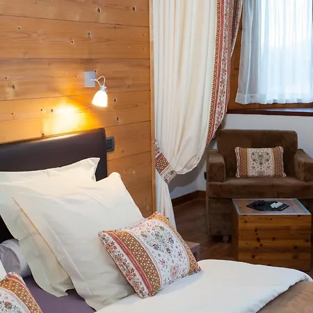 Le Calgary Hotell 3*