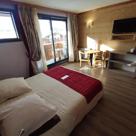 Le Calgary Hotel 3*