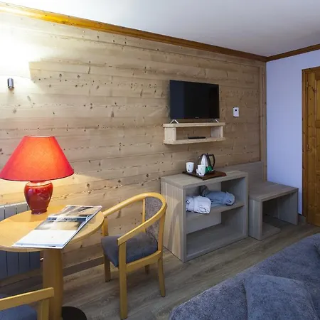 Le Calgary Hotel